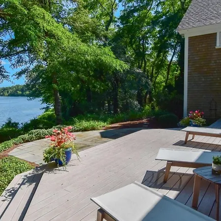 Pristine Waterfront Oasis Plus Game Room Jacuzzi And Home Office